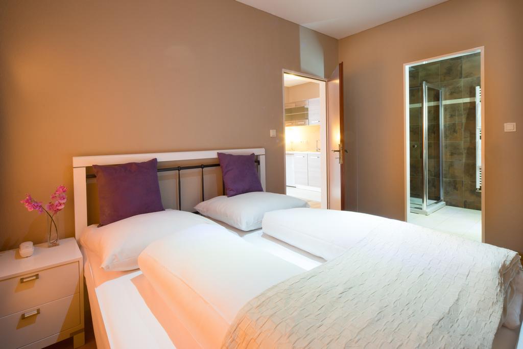 La Petite Perle Hotell Hamburg Rom bilde
